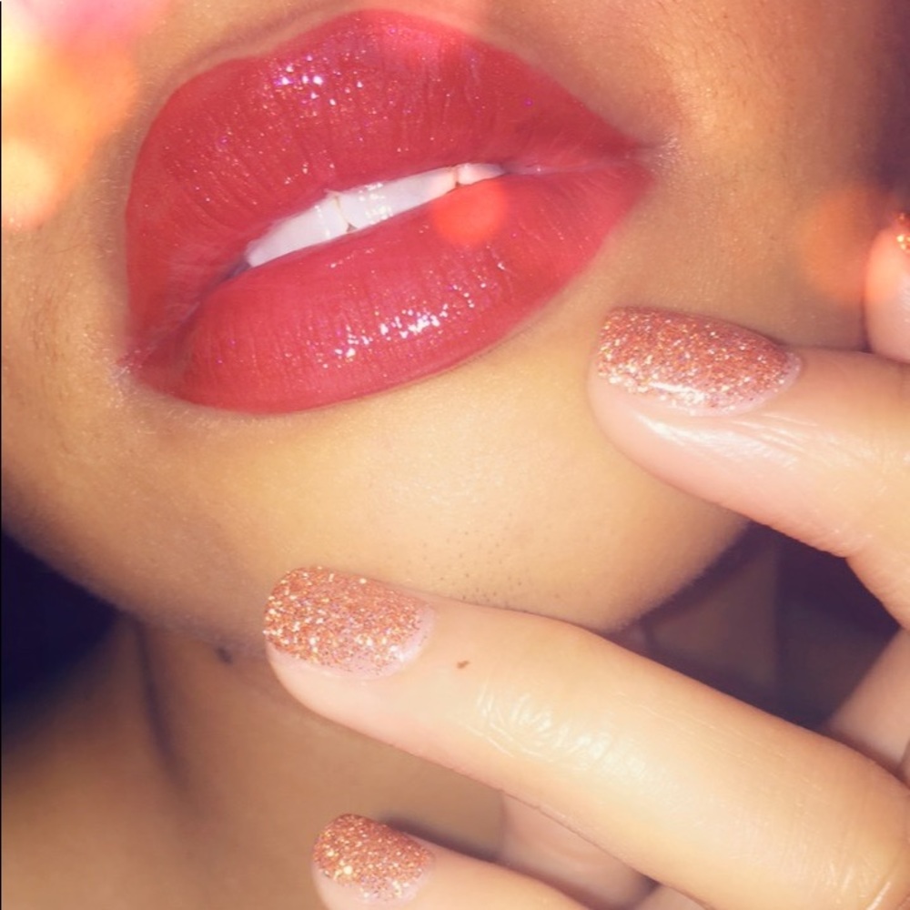 "Red Carpet" Hollywood Glam Gloss